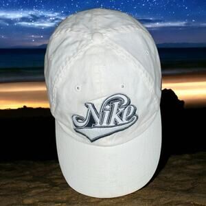 Nike Heritage86 Dad Hat Cream Embroidered Logo Adjustable Vintage Cap